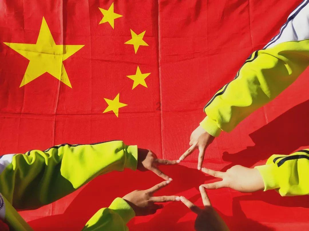 全自动大米袋上袋包装机自动上袋 自动罐装自动缝包自动码垛